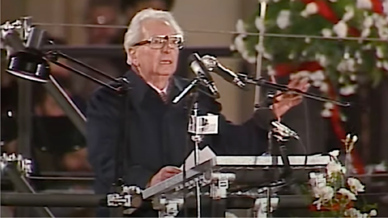 Marking 50 years since Austria's annexation by Germany in 1938, Viktor Frankl speaks against "collective guilt" at the event.
